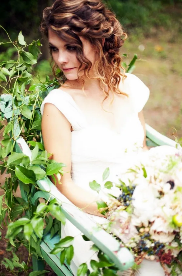 40 Perfectly Imperfect Curly Hair Hairstyles - (31)