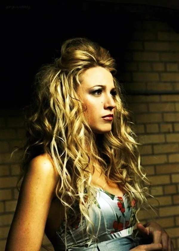 40 Perfectly Imperfect Curly Hair Hairstyles - (33)
