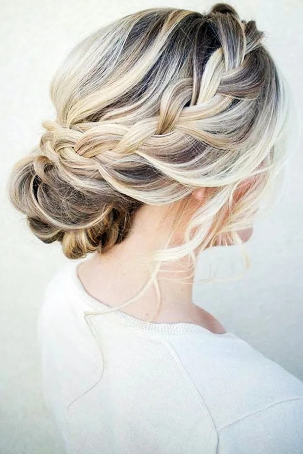 Drop-Dead Exquisite Wedding Hairstyle Ideas (25)