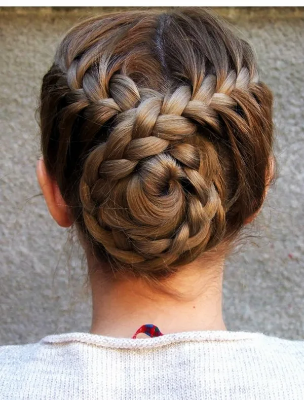 Drop-Dead Exquisite Wedding Hairstyle Ideas (29)