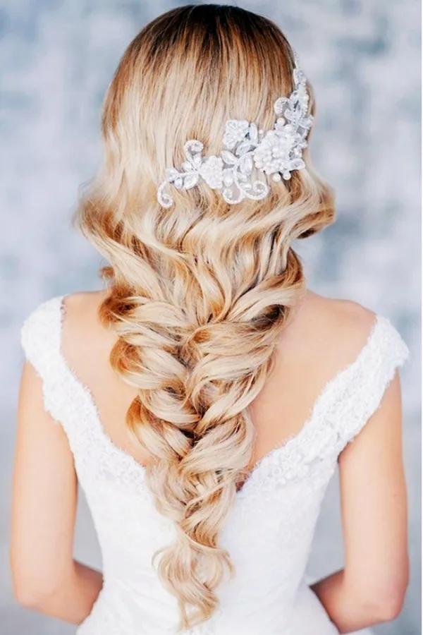 Drop-Dead Exquisite Wedding Hairstyle Ideas (34)