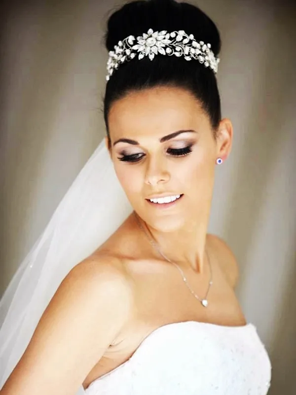 Drop-Dead Exquisite Wedding Hairstyle Ideas (37)
