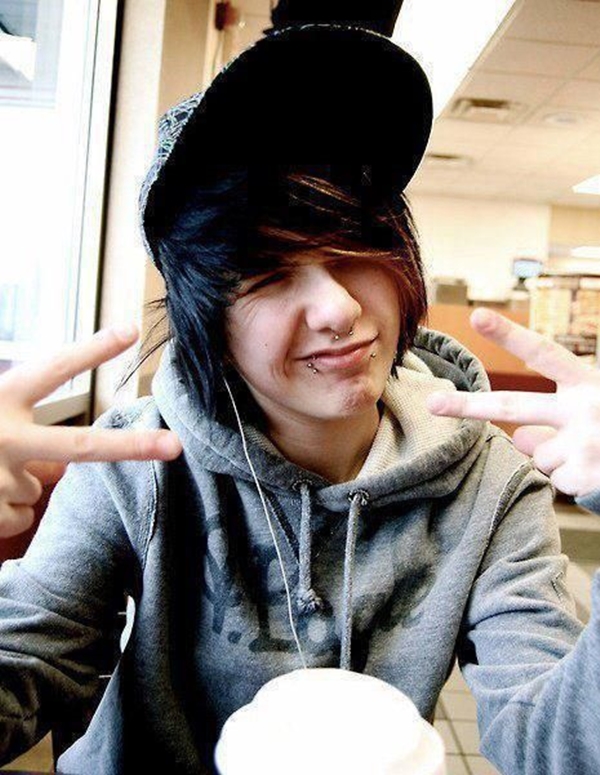 Cute Emo Hairstyles for Teens (10)