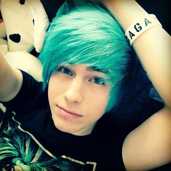 Cute Emo Hairstyles for Teens (2)