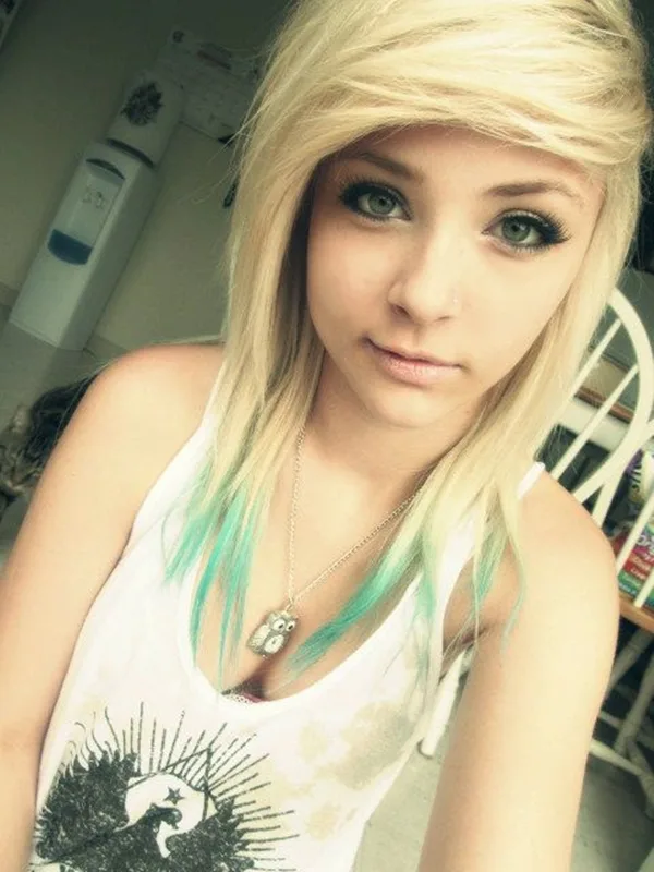 Cute Emo Hairstyles for Teens (20)