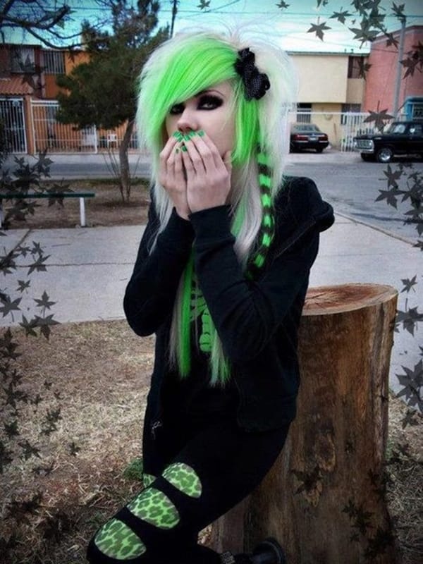 40 Cute Emo Hairstyles for Teens (Boys and Girls) – Buzz16