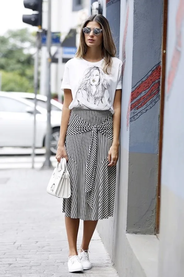office-inspired-striped-skirt-outfits-17