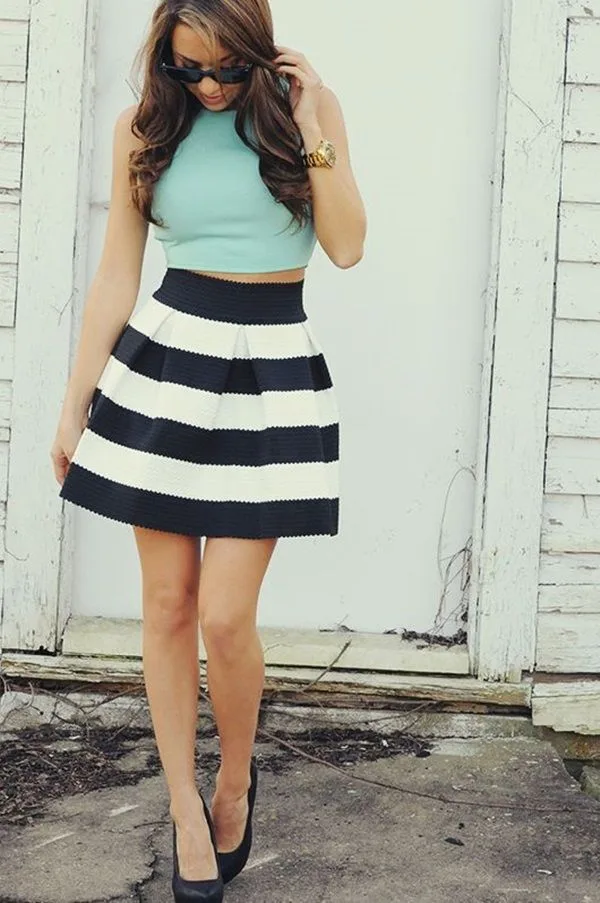 office-inspired-striped-skirt-outfits-27