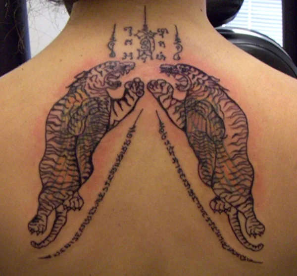 40-rare-sak-yant-tattoos-by-thai-monks-no-ordinary-ink-tattoo-32