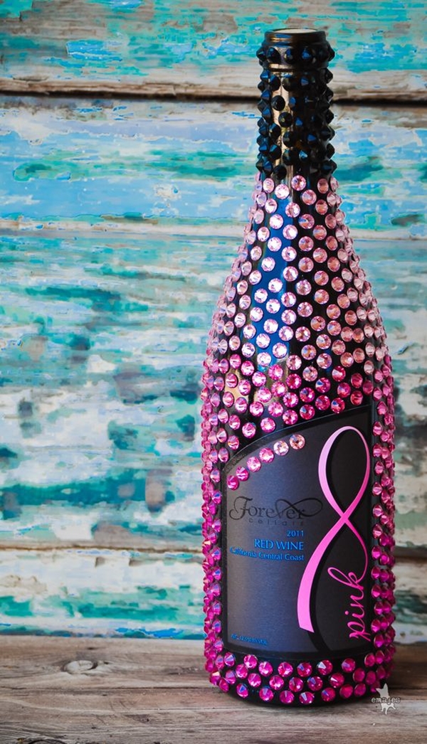 40 Amazing Wine Bottle Art Ideas which are practically Useful