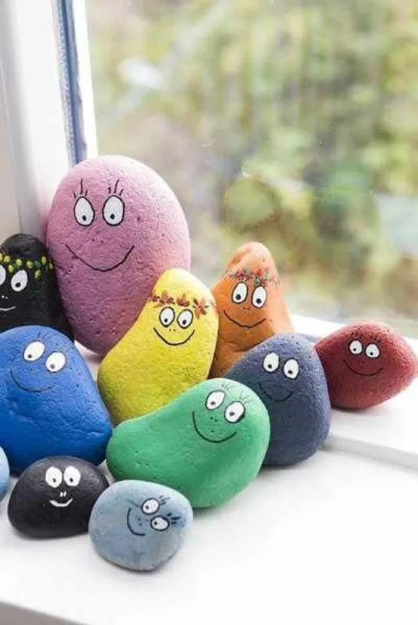 rock-and-pebble-art-ideas-14