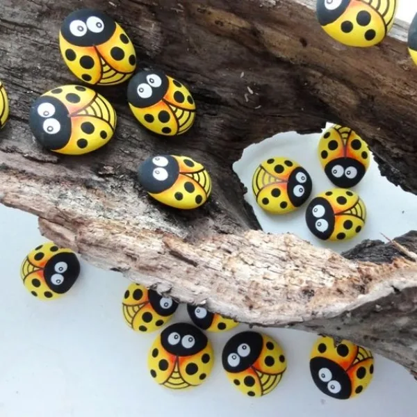 rock-and-pebble-art-ideas-2