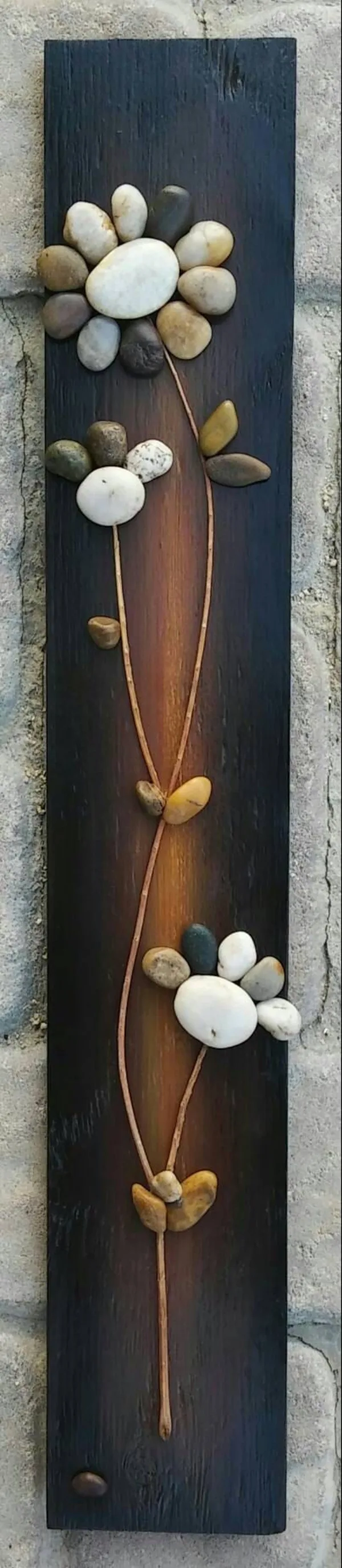 rock-and-pebble-art-ideas-27