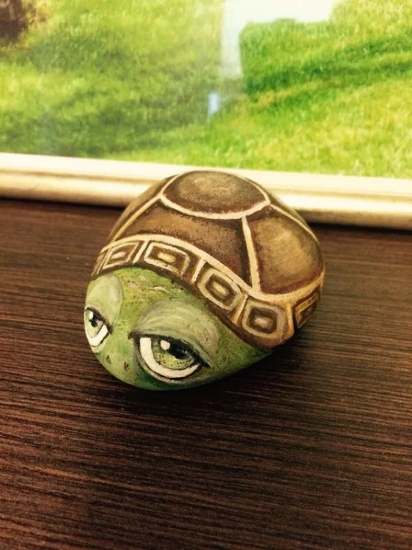 rock-and-pebble-art-ideas-3