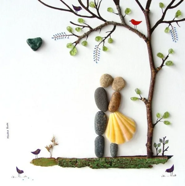 rock-and-pebble-art-ideas-33