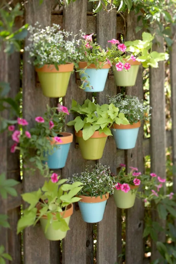 Super-Creative-Vertical-Garden-Ideas-4