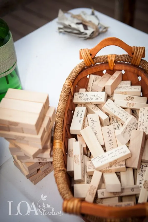 Wedding-Guest-Book-Ideas