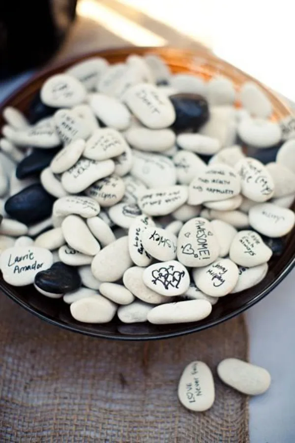 Wedding-Guest-Book-Ideas