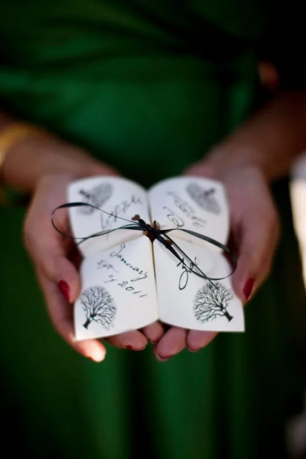 Unique-And-Modest-Wedding-Invitation-Card-Ideas
