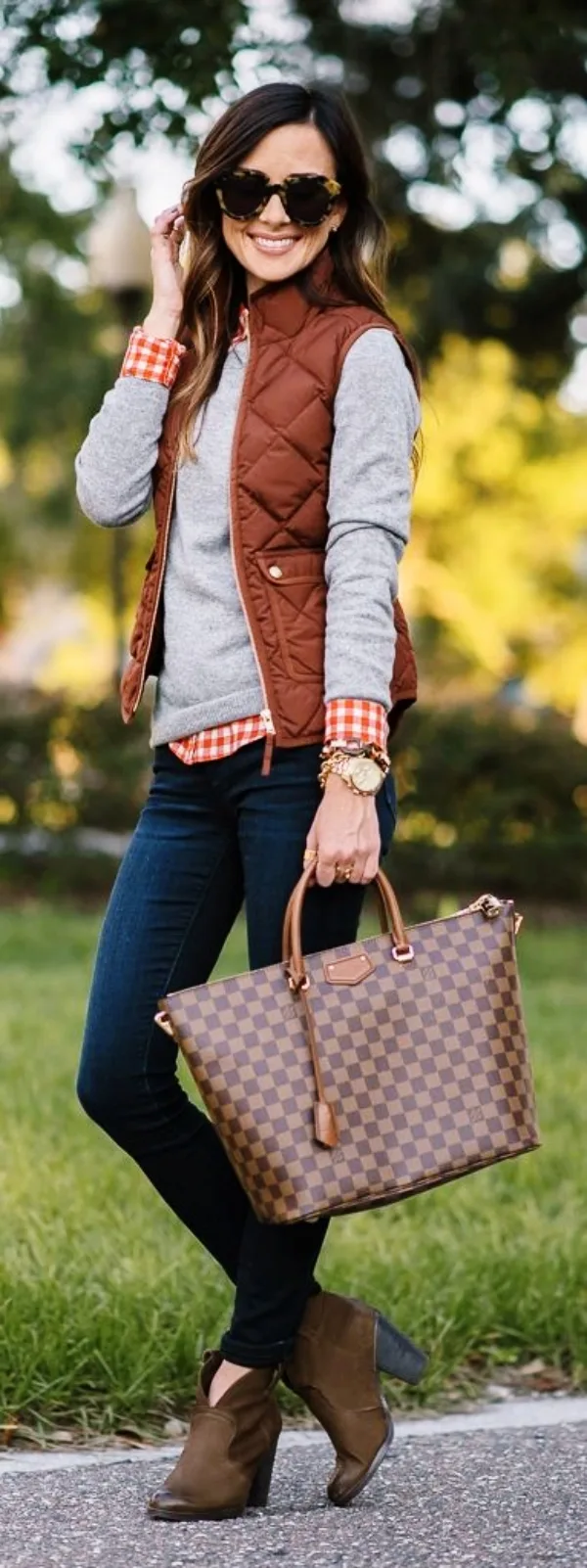 Trend-Setting-Winter-Outfits-with-Boots