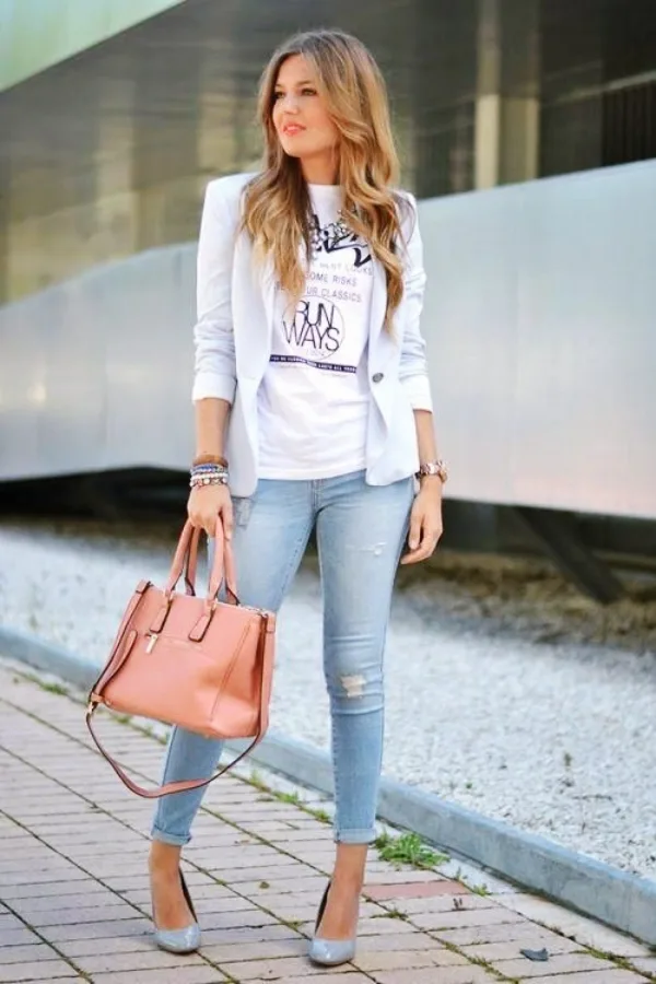 Light-on-Light-Outfit-Combinations