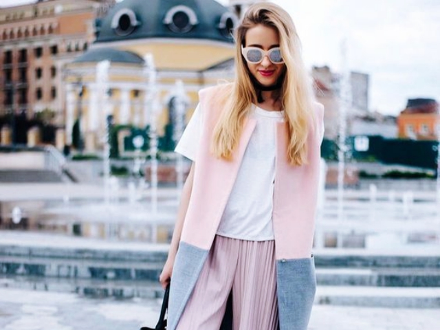 10 Light on Light Outfit Combinations Every Woman should know about