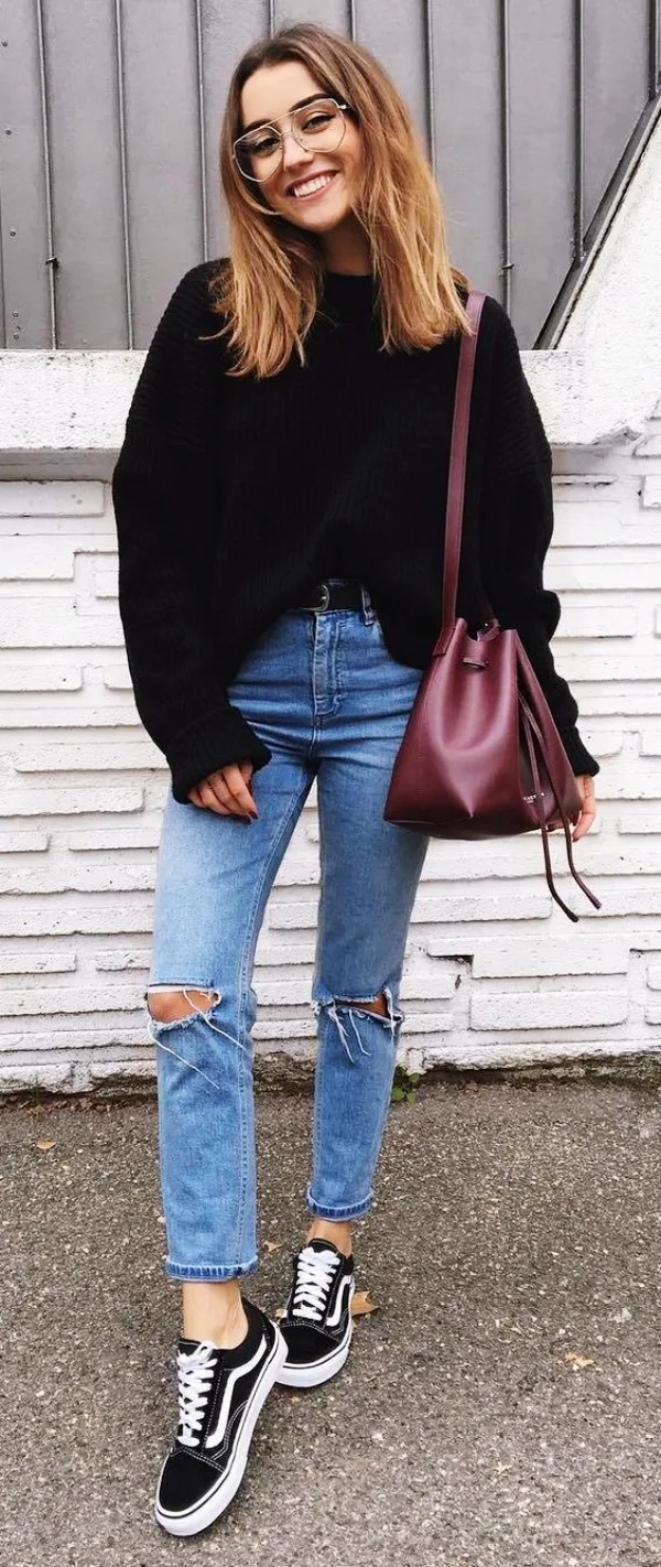 Off-to-Work-Oversized-Sweater-Outfits