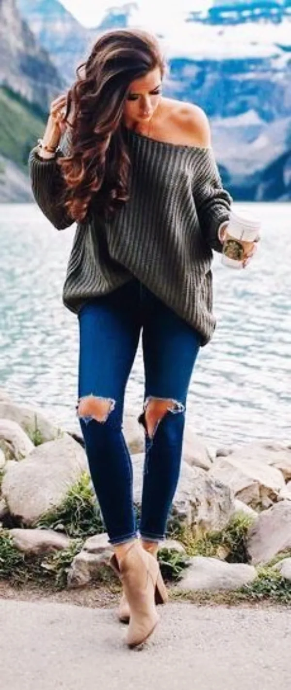 Sexy-Off-Shoulder-Winter-Outfits