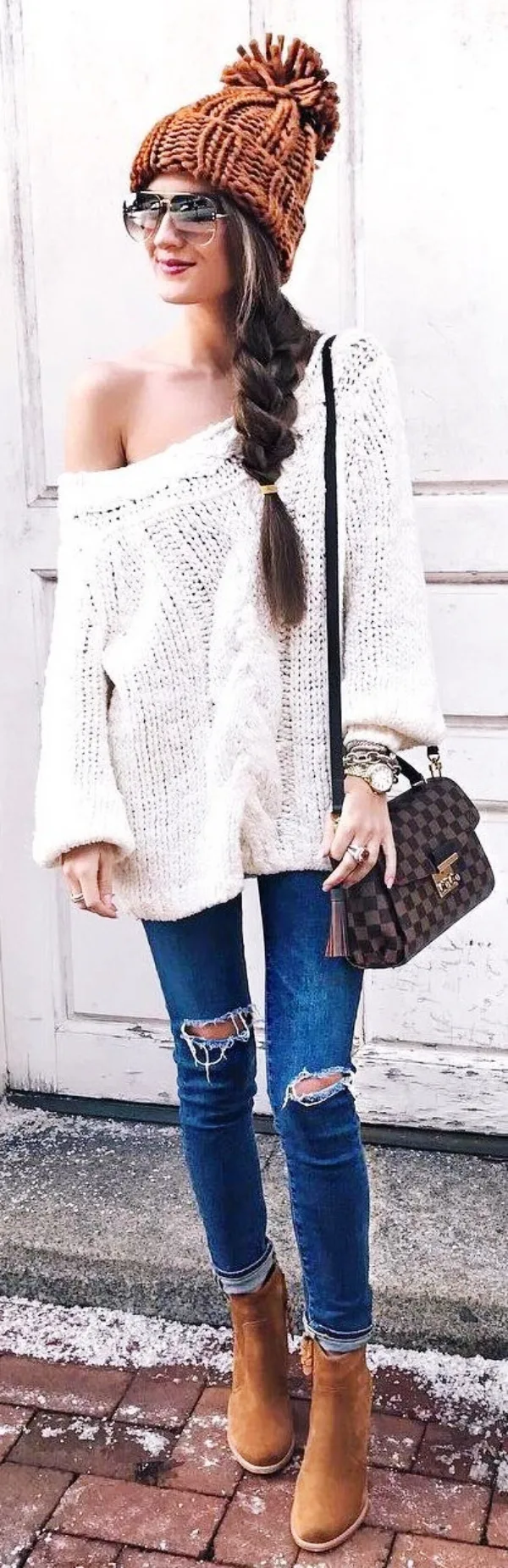 Sexy-Off-Shoulder-Winter-Outfits