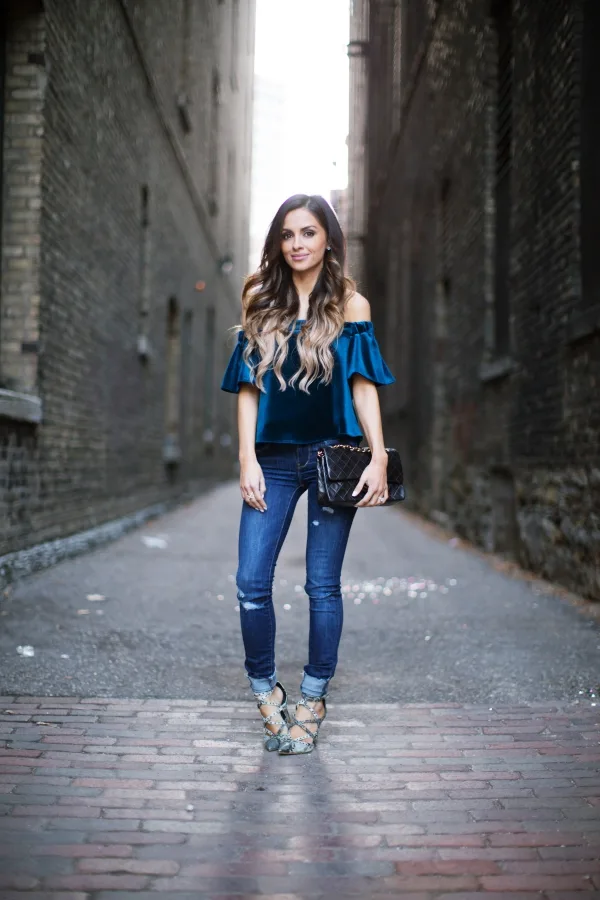 Sexy-Off-Shoulder-Winter-Outfits