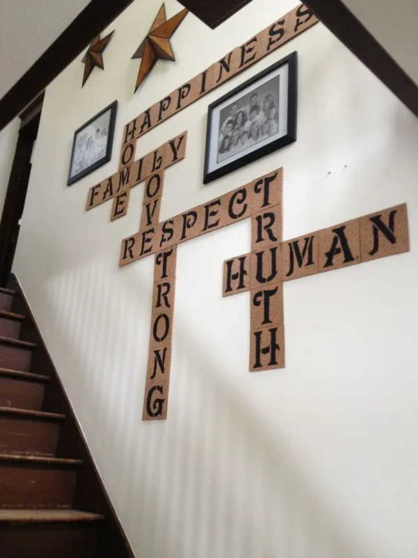unique-stair-wall-decoration-ideas