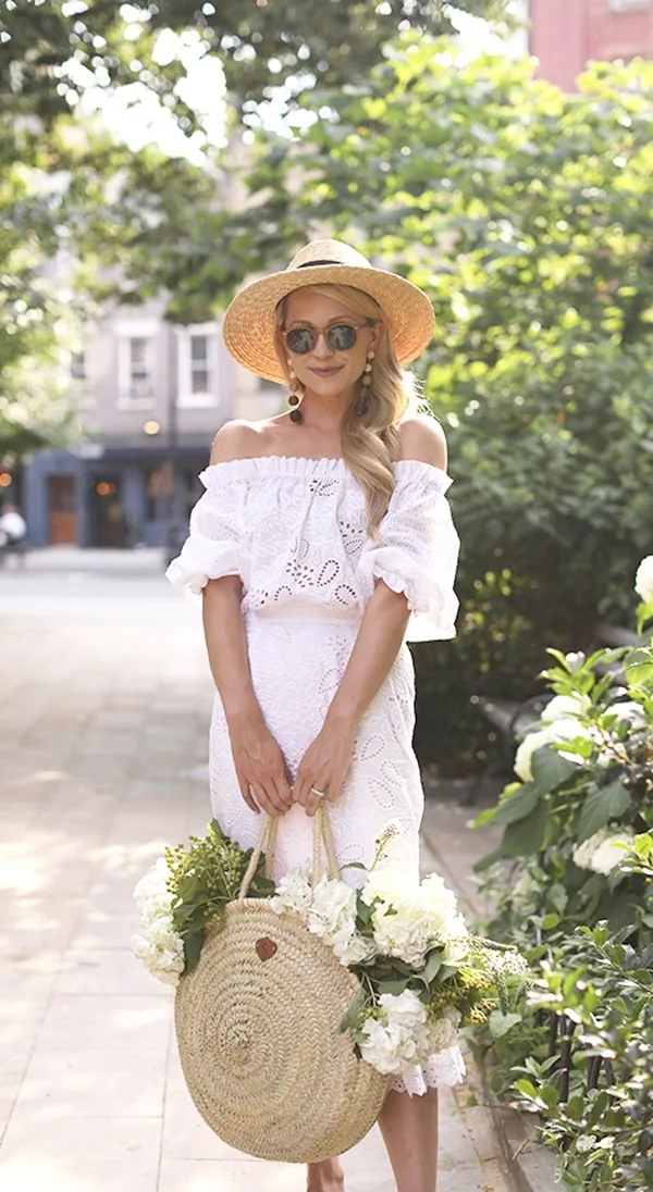 best-casual-dresses-for-40-year-old-women