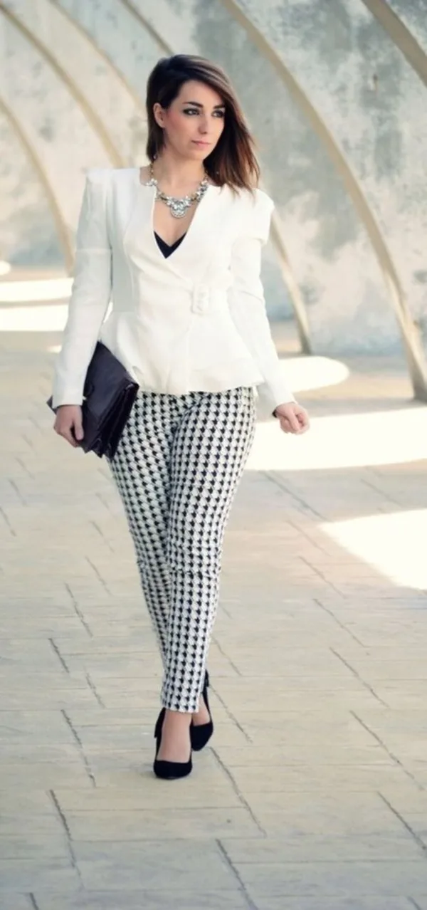 best-casual-dresses-for-40-year-old-women