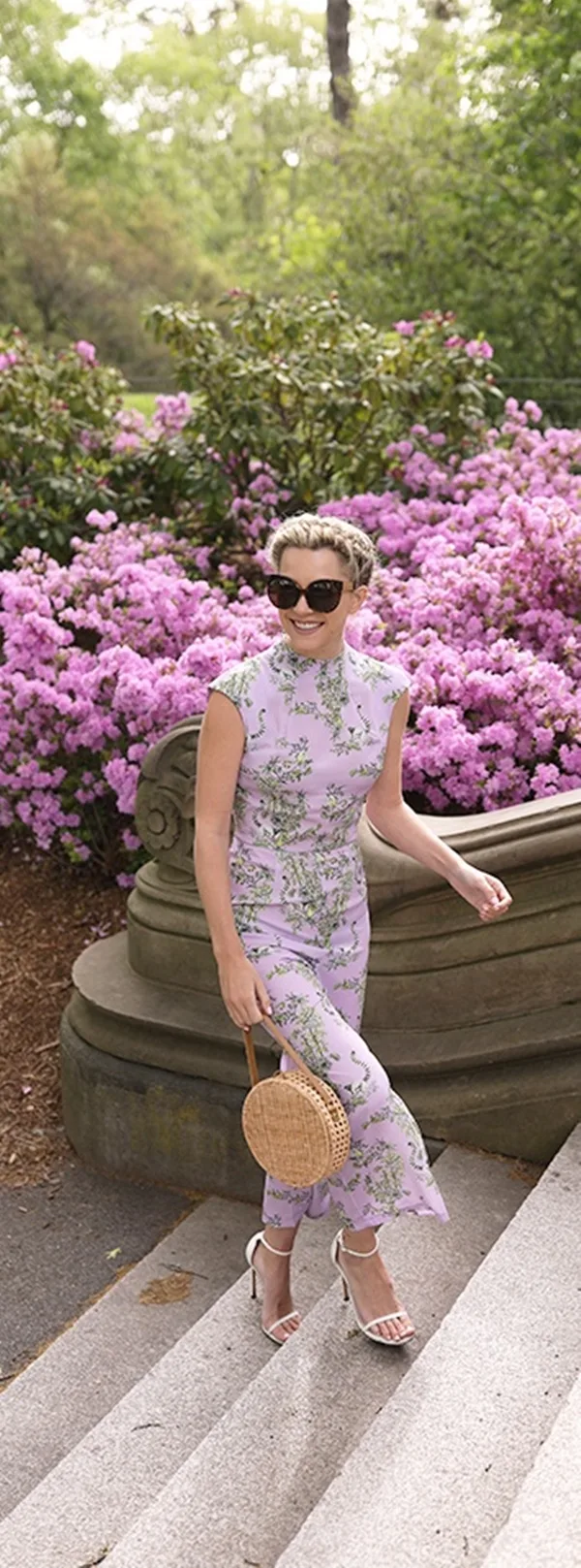 best-casual-dresses-for-40-year-old-women