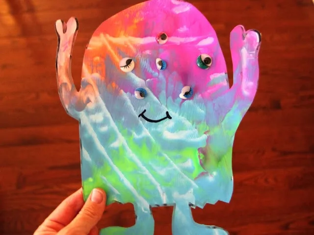 playful-easy-alien-craft-ideas-for-kids