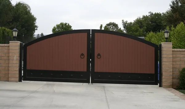 glorious-front-gate-designs-for-your-home