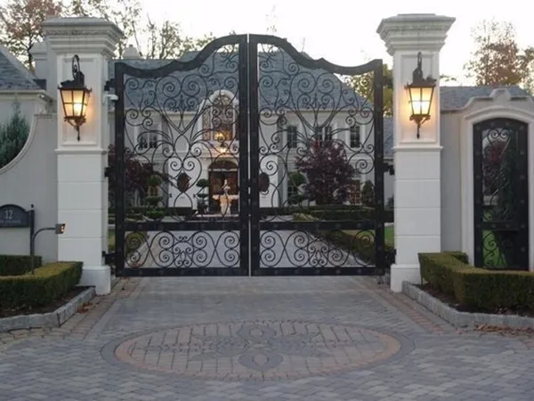 glorious-front-gate-designs-for-your-home