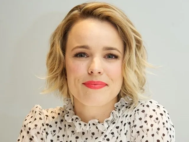 refreshing-hairstyles-for-women-over-40