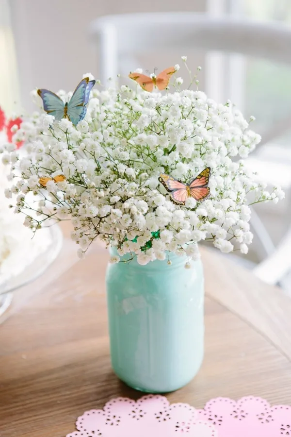 easy-table-decoration-ideas-with-flowers