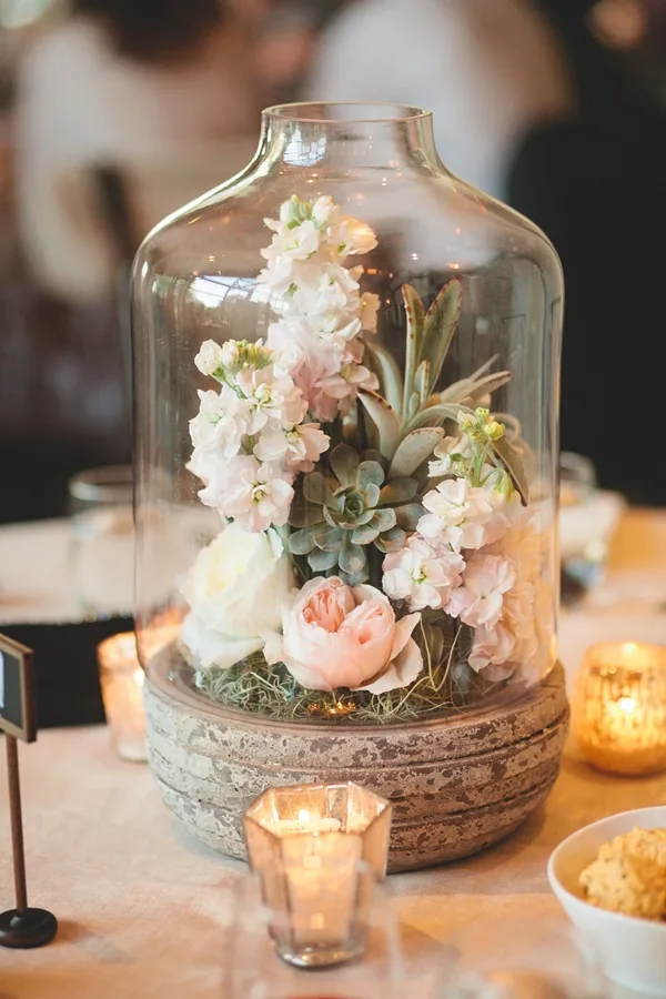 easy-table-decoration-ideas-with-flowers
