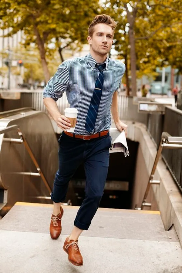 Ways-To-Wear-Tie-This-Winter