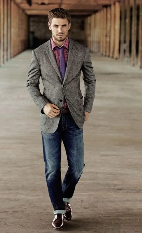 Ways-To-Wear-Tie-This-Winter