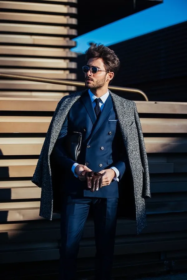 Ways-To-Wear-Tie-This-Winter