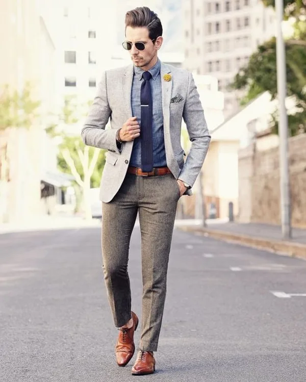 Ways-To-Wear-Tie-This-Winter