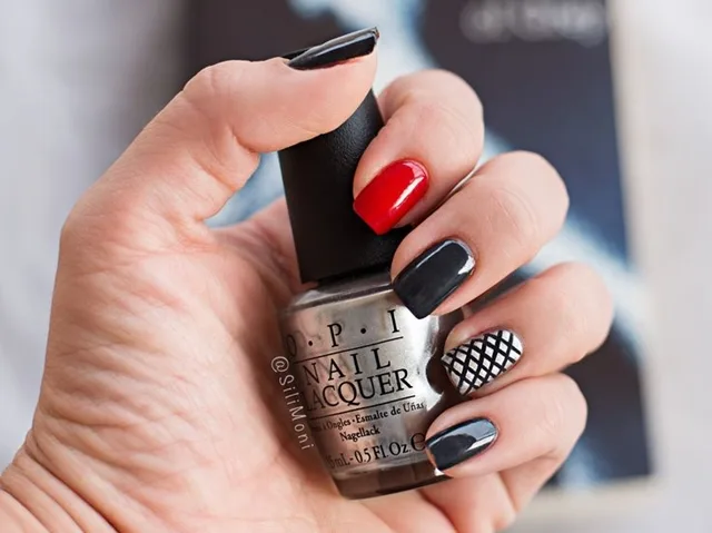 Smart-And-Classy-Nail-Art-Ideas-For-This-Fall