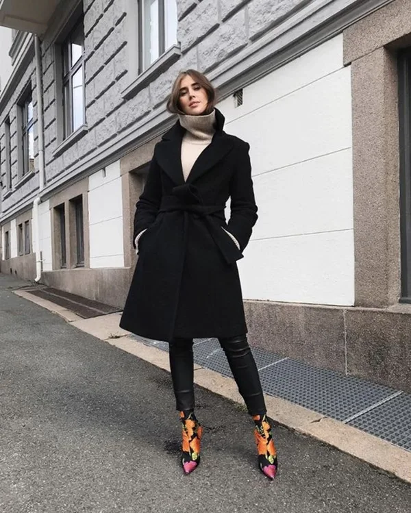Attractive-Ways-to-Wear-Sweater-in-Work-Place