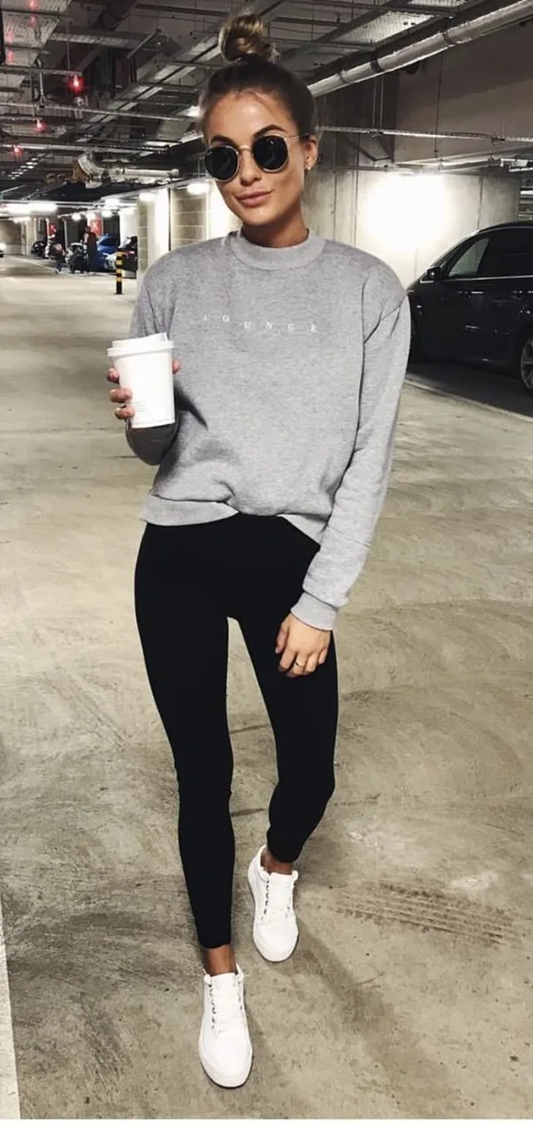 Attractive-Ways-to-Wear-Sweater-in-Work-Place