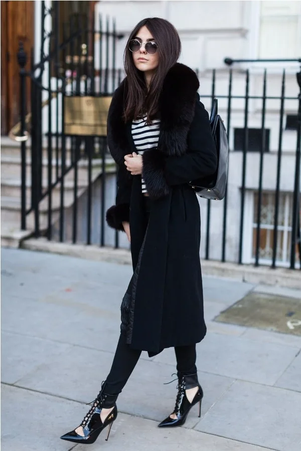 Attractive-Ways-to-Wear-Sweater-in-Work-Places