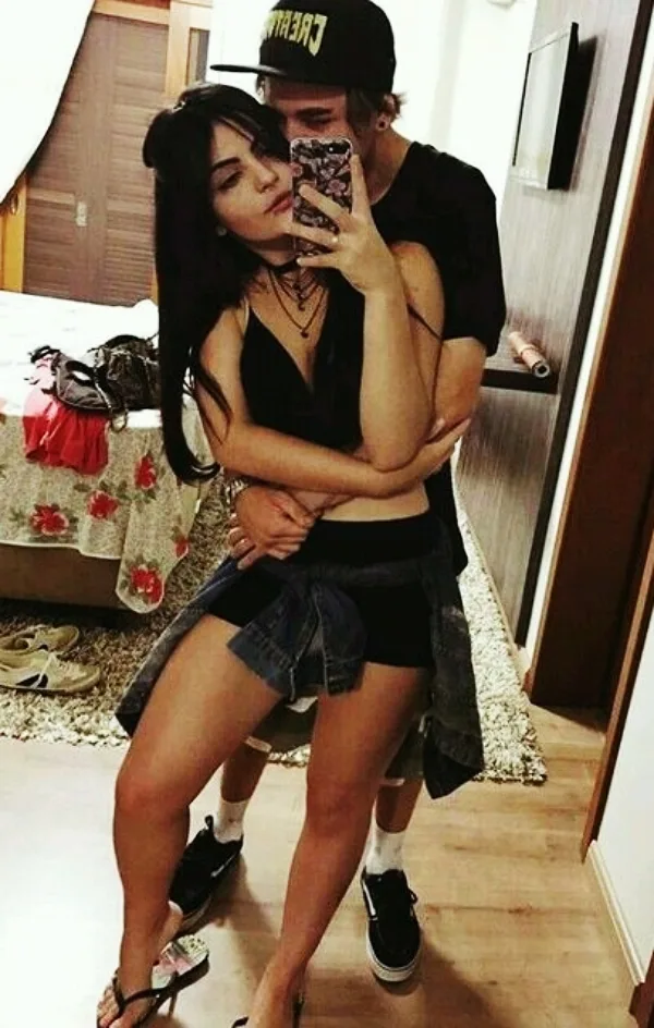 Best Selfie Poses For Couples Best Selfie Poses For Couples