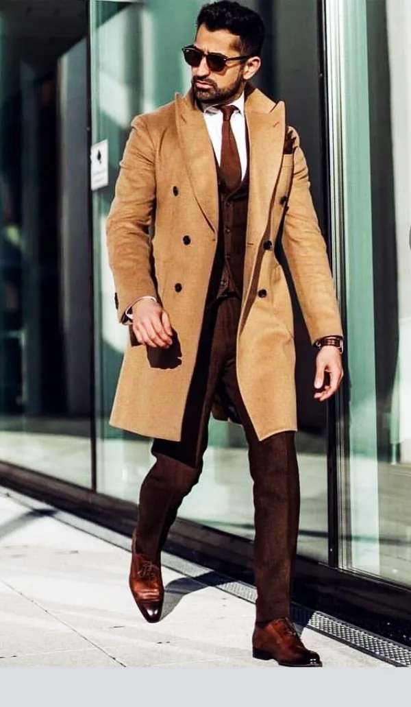 Hot-Winter-Fashion-Outfits-For-Taller-Men